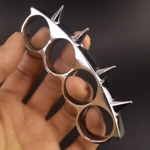 Bague à quatre doigts pointue