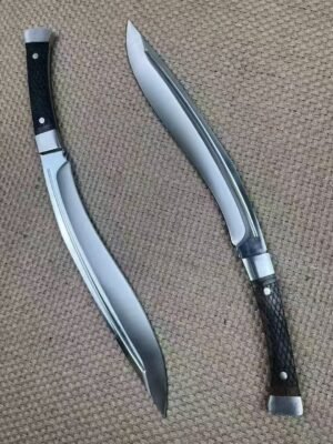 Attacking Nepal Dogleg (Jingguang) Kukri Knife