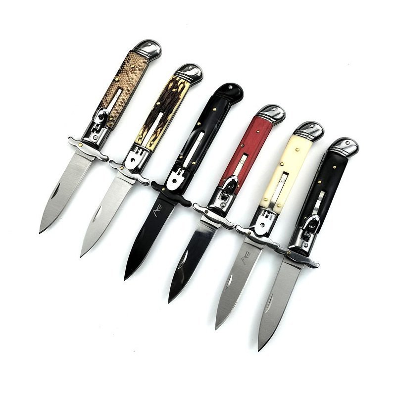 4f2c2eea-bdfa-456e-a22a-377731e47824.jpeg AKC 9-inch Flip-top Hand Guards With Curved Tail Side-Opening Switchblade