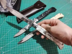 AKC 11-inch Patriot Side-jump Switchblade
