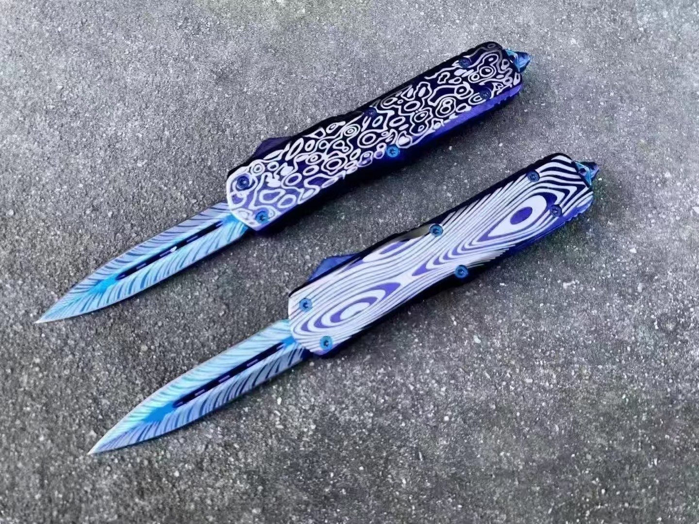 92af602f-83d5-4a93-8607-b4963806ea1f.jpeg Zinc Handle Microtech Dalong Blue Titanium OTF Knife
