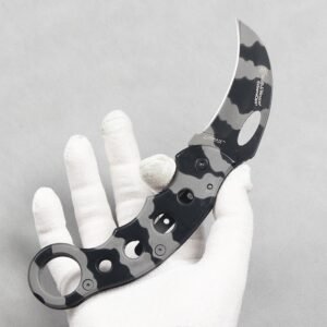 Smith's Camouflage Claw Breaks Karambit Knife