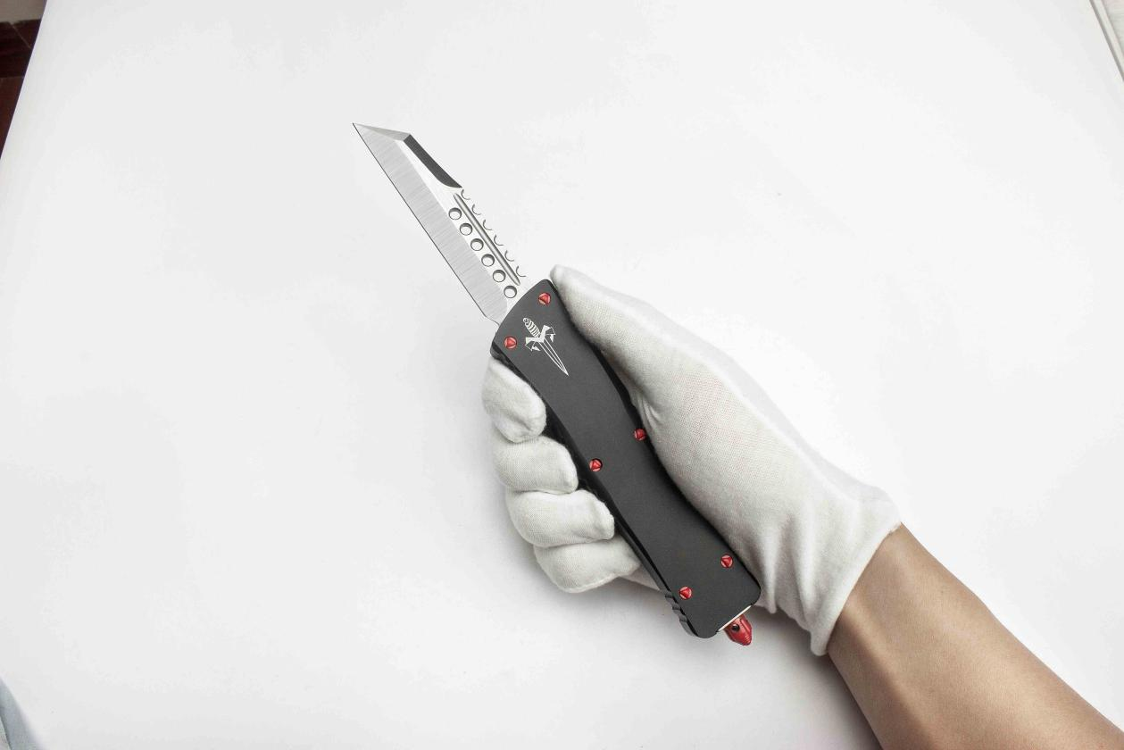 a2747308-ac3b-4a2f-90aa-691d3d70da84.png Microtech Dalong Sword Mark