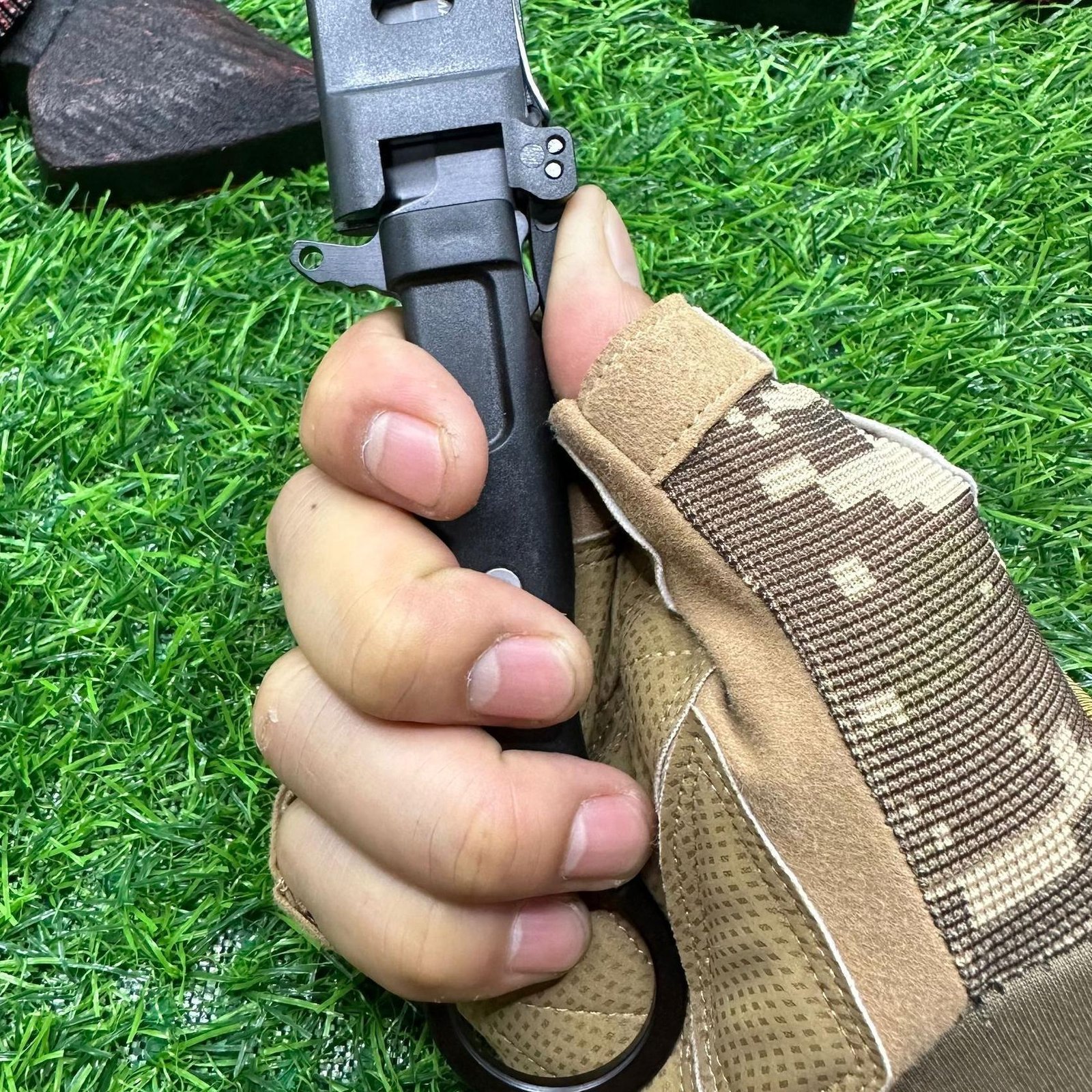 a5ff22b9-6915-4dc4-a8d6-0ddfaf0eba5a.jpeg Extrema Ratio Compassion Fixed Blade Knife