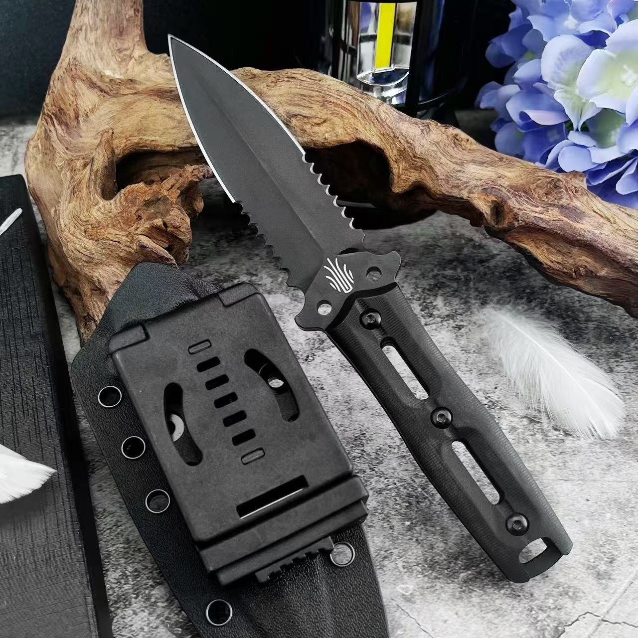 d03cb617-5e32-46fd-b643-3bad20a795dd.jpeg Kizer Mini Fixed Blade Knife