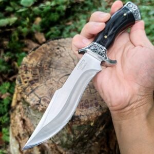 Breaking The Ice With A Small Straightness Fixed Blade Knife