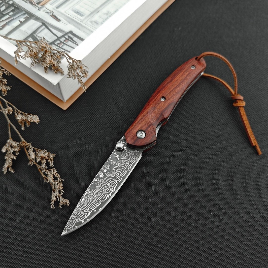 ecbc2e39-8779-43a8-9fb6-83befe3337cf.jpeg The Red Sparrow Damascus Is Small And The Small Is Broken Folding Knife
