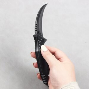 J134 Has Straight Claws Karambit Knife