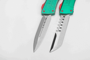 Microtech Baron Bounty Hunter OTF Knife