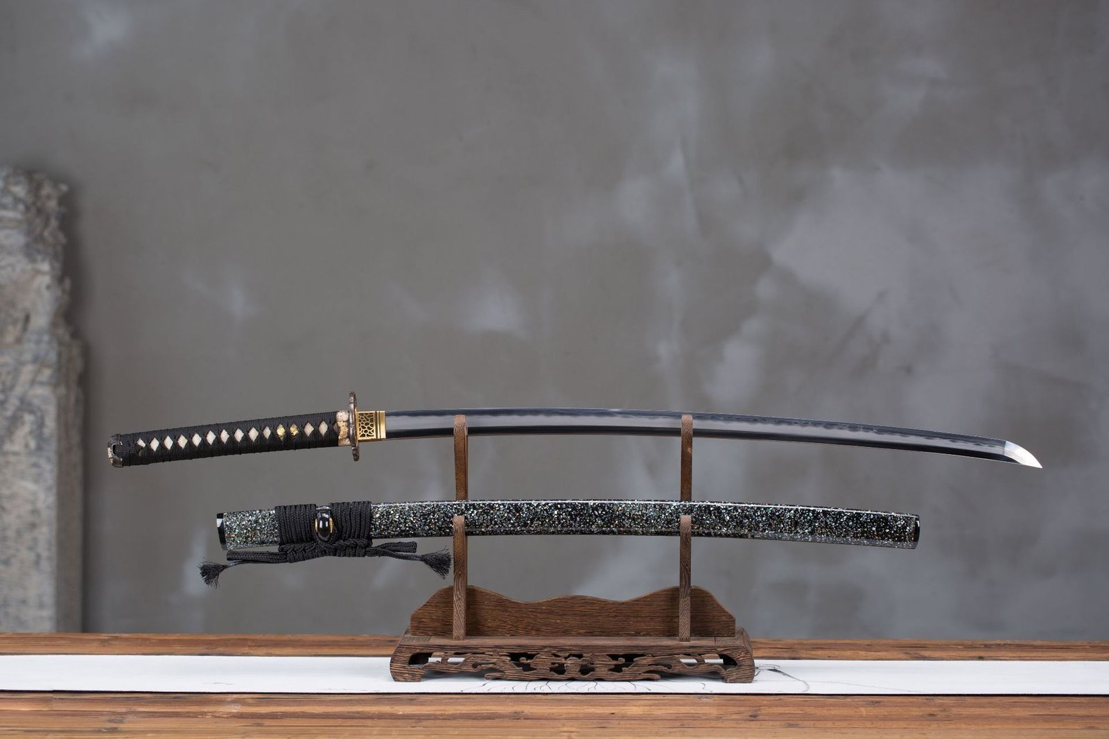 f43298bf-f5a3-4ca5-a552-ceb965311a47.jpeg High-end Samurai: Dragon Hidden Warrior Fixed Blade Knife