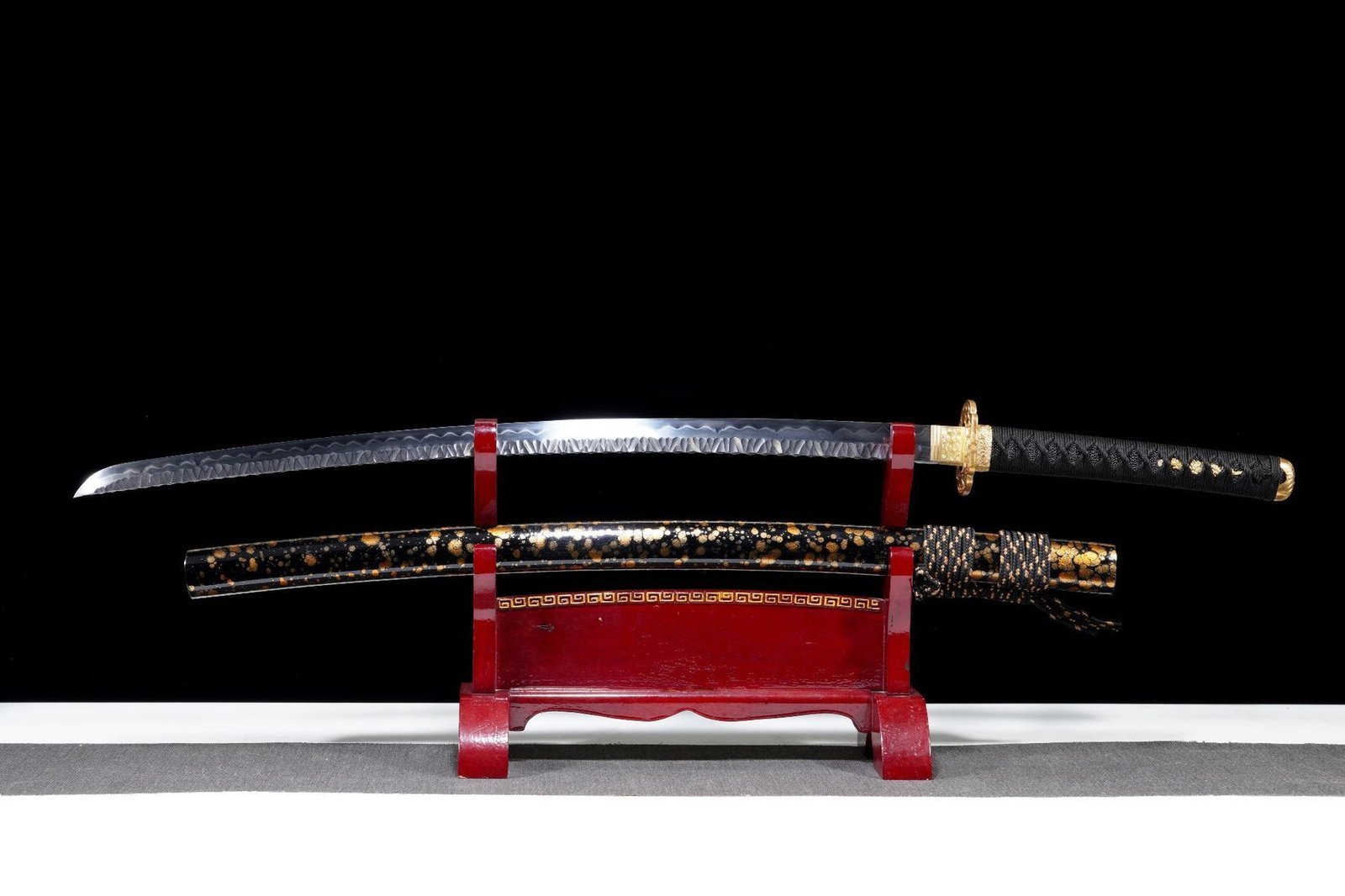 f68cd562-6004-4e40-99b7-311870e0fcd9.jpeg Ghost Handmade Hammered Black Samurai Fixed Blade Knife