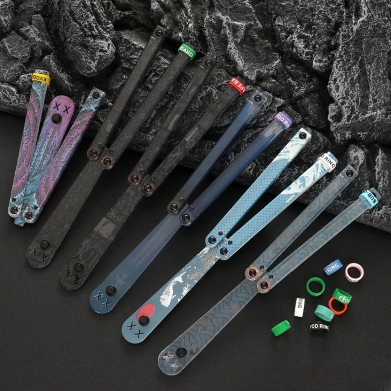主图-02-1.jpg Butterfly Knife Flip Hand Knife Fancy Plastic Knife Training Folding Knife Squid Safe No Open Edge
